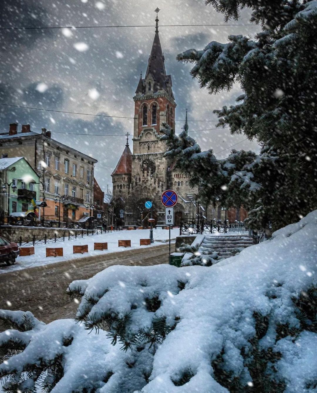 Ловіть ідеї для зимового відпочинку в Україні. Де розважитися та оздоровитися протягом ще двох місяців