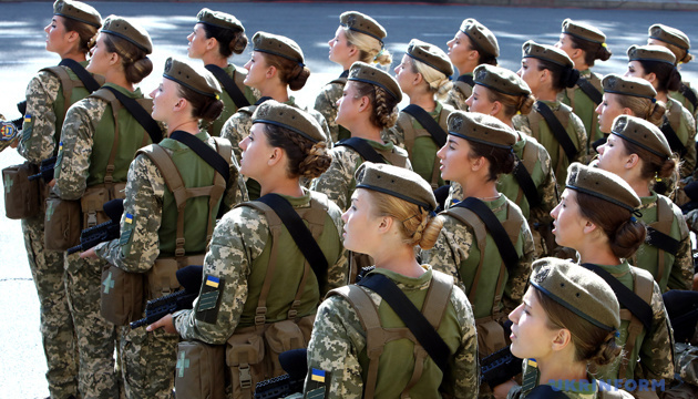 У Міноборони розповіли, скільки жінок наразі служать в ЗСУ