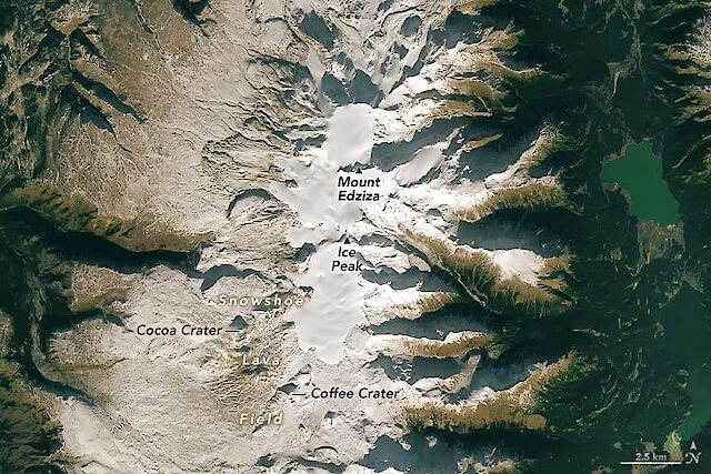 Опубліковано супутникове фото кратерів Кава і Какао