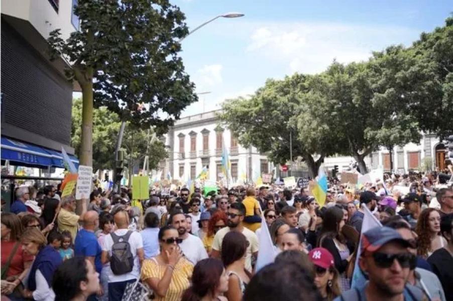 Тенеріфе протест