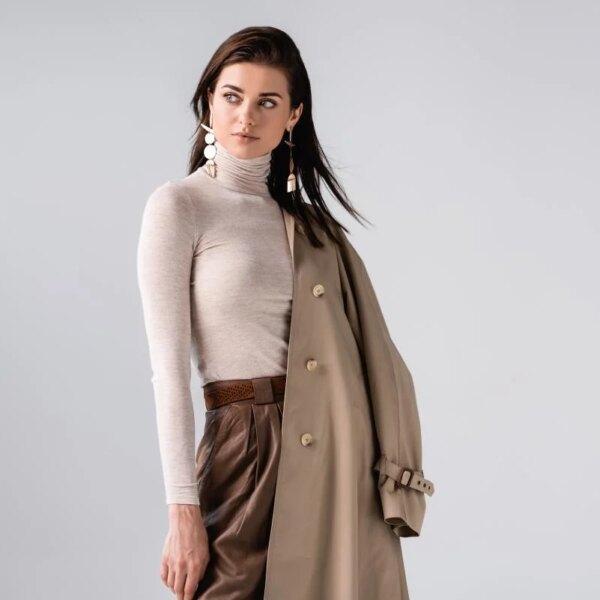 Модні жіночі пальто на весну 2025 – головні тренди сезону