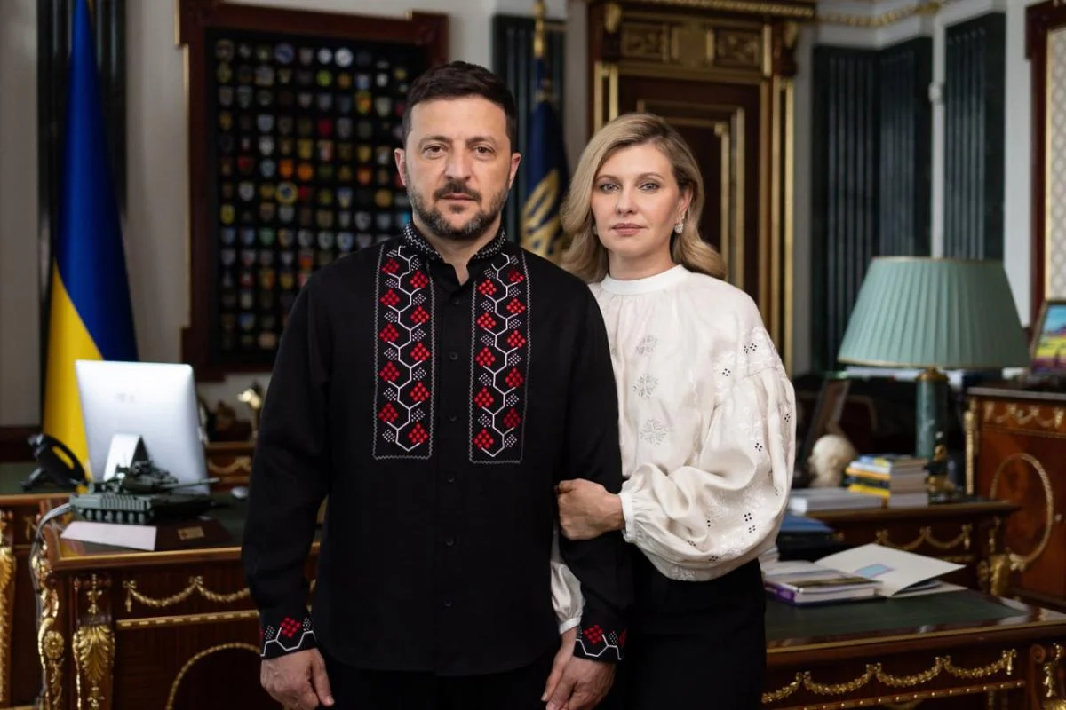 Володимир Зеленський у новій вишиванці / скріншот з Instagram Володимир Зеленський у новій вишиванці / скріншот Instagram
