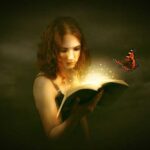 Обережно, викликає залежність! 5 книг, які неможливо відірвати