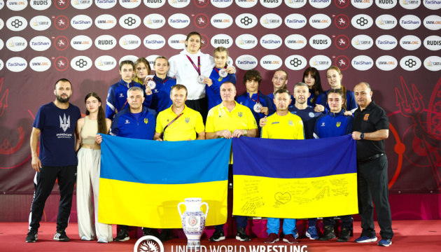 Жіноча збірна України посіла перше місце на чемпіонаті Європи (U20) з боротьби 2025 року Жіноча збірна України посіла перше місце на ЧЄ-2025 (U20) зі спортивної боротьби