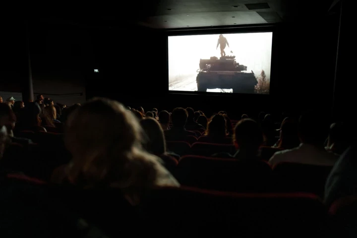 У Лондоні показали нову серію документального фільму VARTA про українських захисниць11