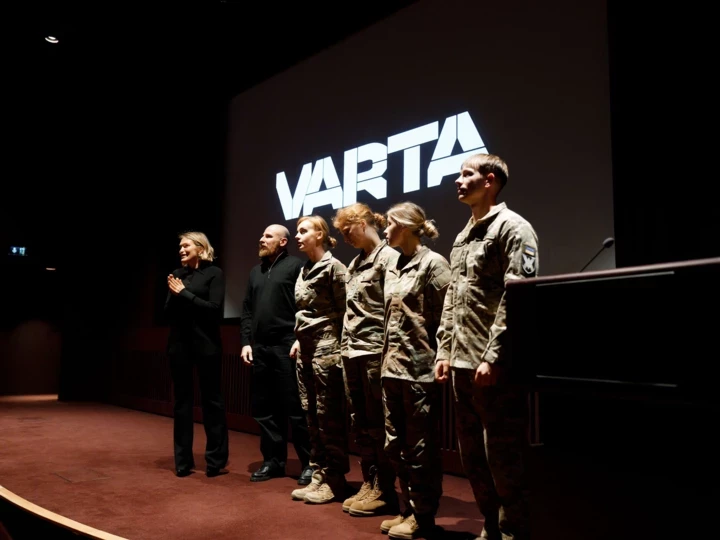 У Лондоні показали нову серію документального фільму VARTA про українських захисниць3