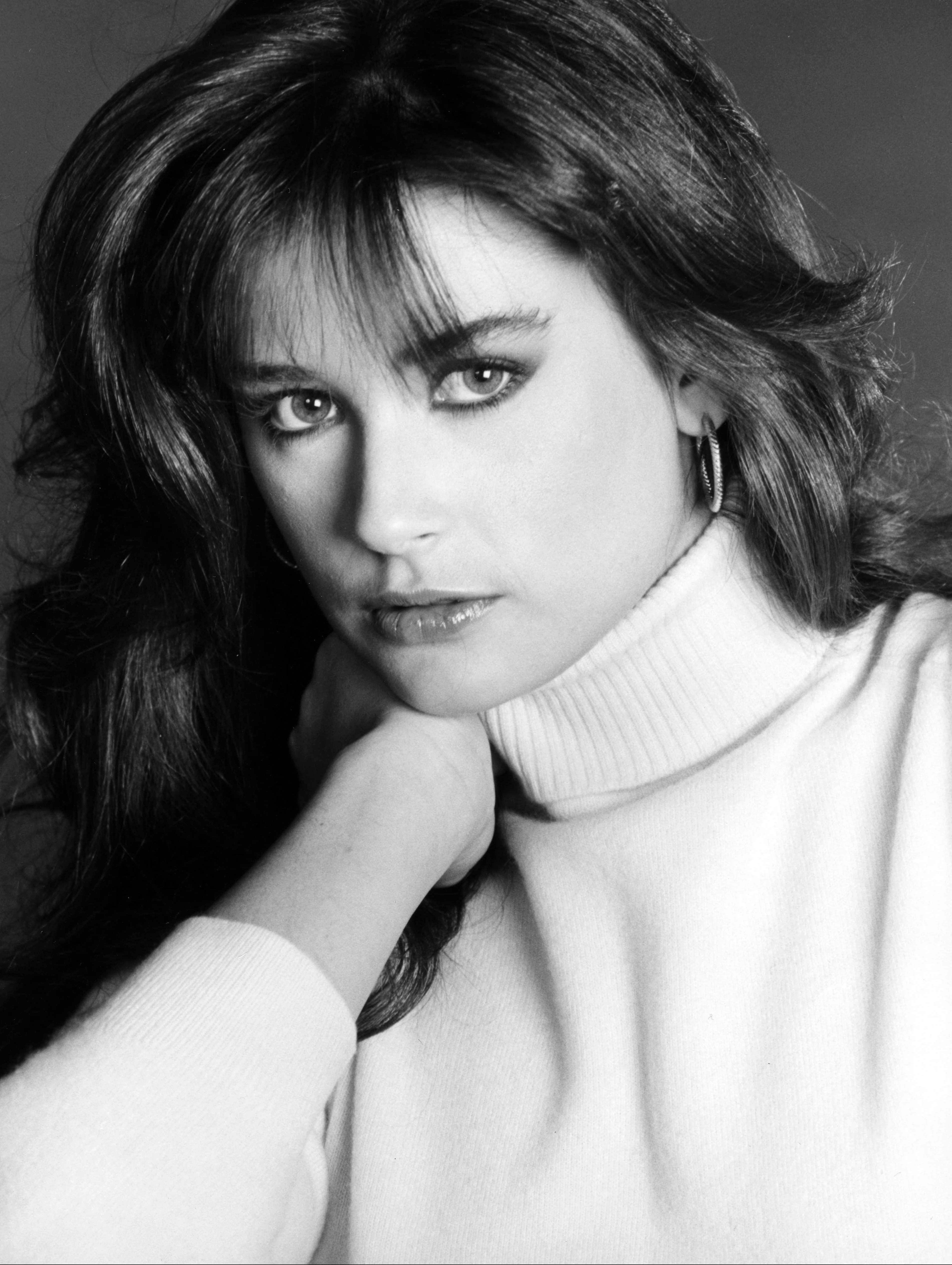 28 рідкісних фото, які доводять: Демі Мур – справжній beauty-хамелеон25