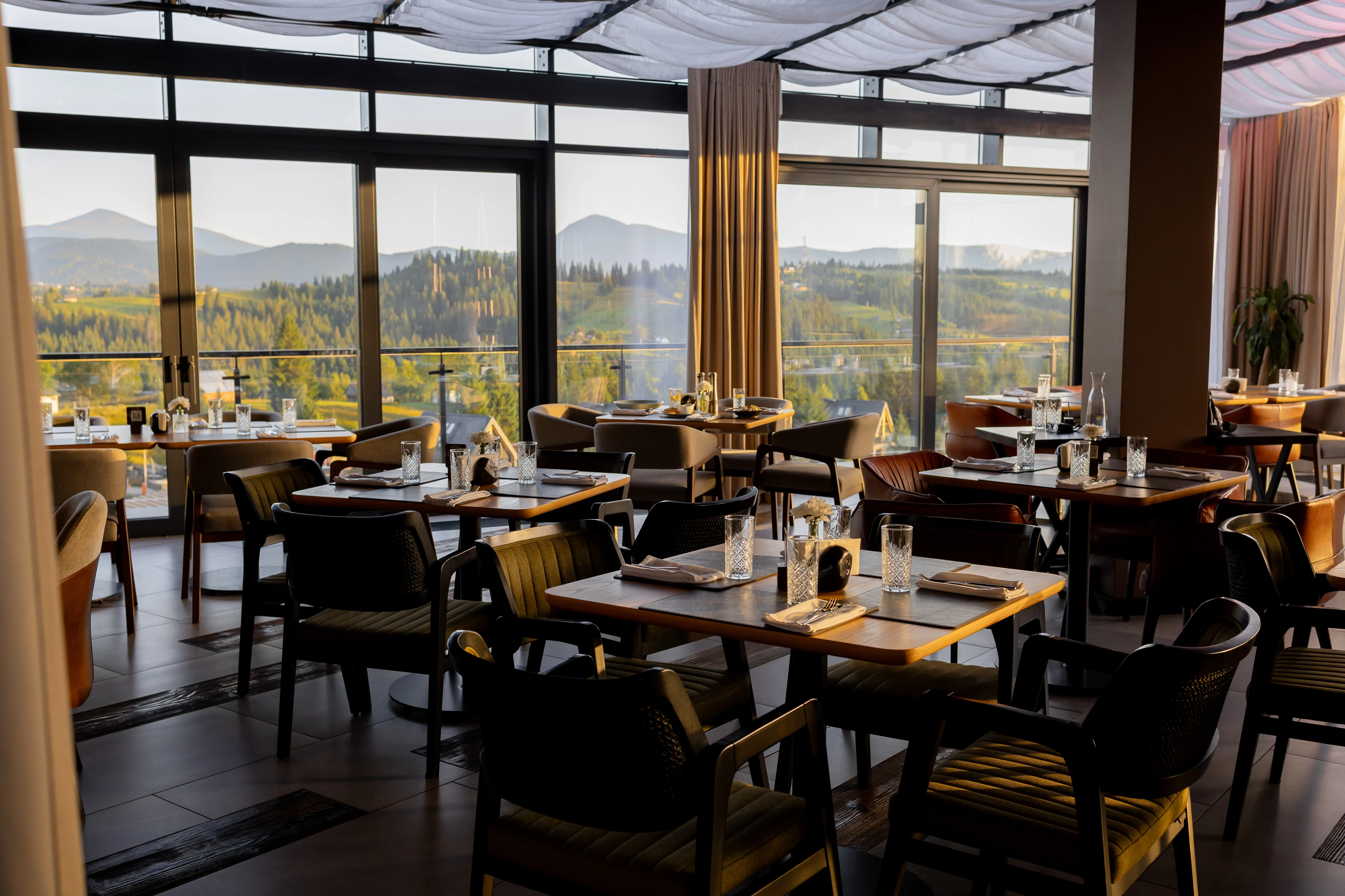 Workation у горах: 5 причин дозволити собі відпочинок та роботу в Карпатах8