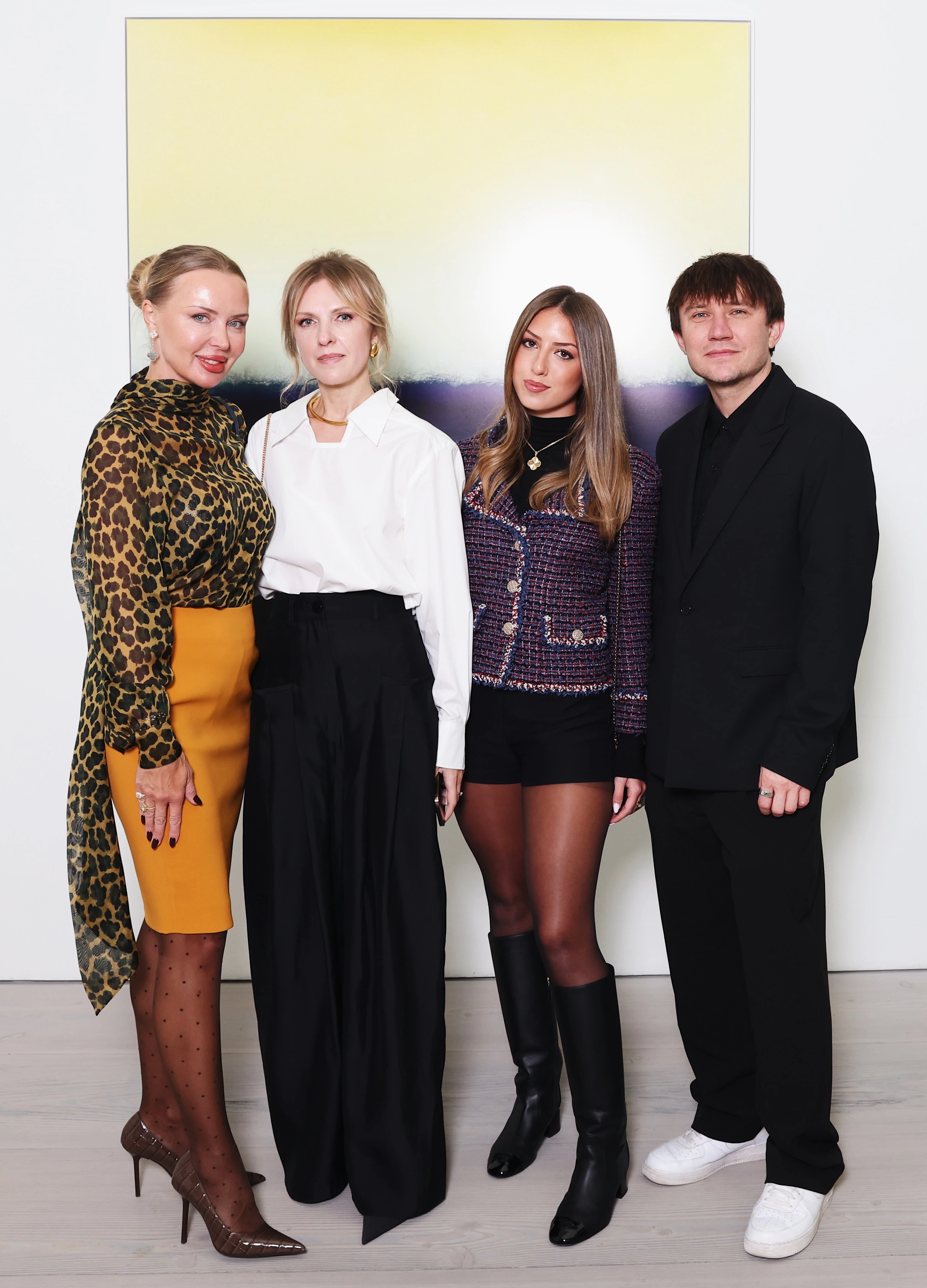 Наталія Кола, Юлія Костецька, Софія Кола та Олександр Бреус12