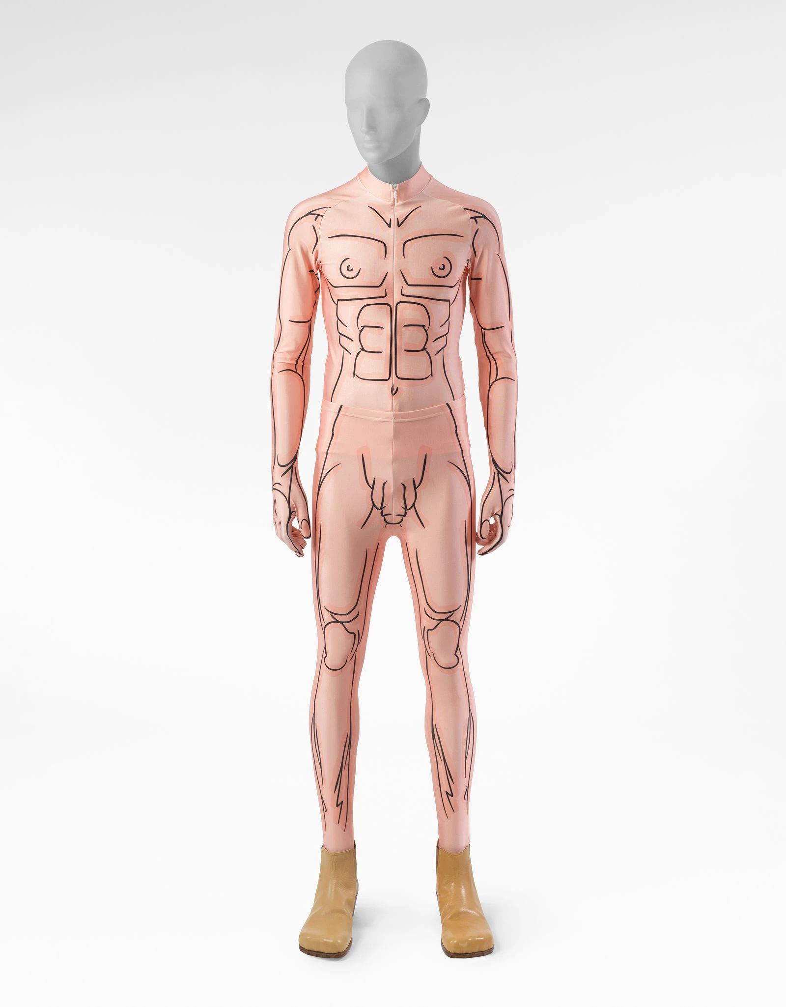 Костюм Walter Van Beirendonck з колекції весна-літо 2009 року. Придбано за підтримки Friends of The Costume Institute, 2020. Фото: Анна-Марі Келлен © The Metropolitan Museum of Art2