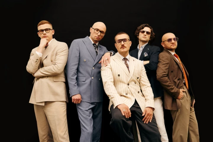 "SHOVKOVYTSYA": новий трек Latexfauna в стилі диско 70-х0