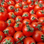 Що буде з вашими суглобами, якщо ви їсте помідори щодня:…