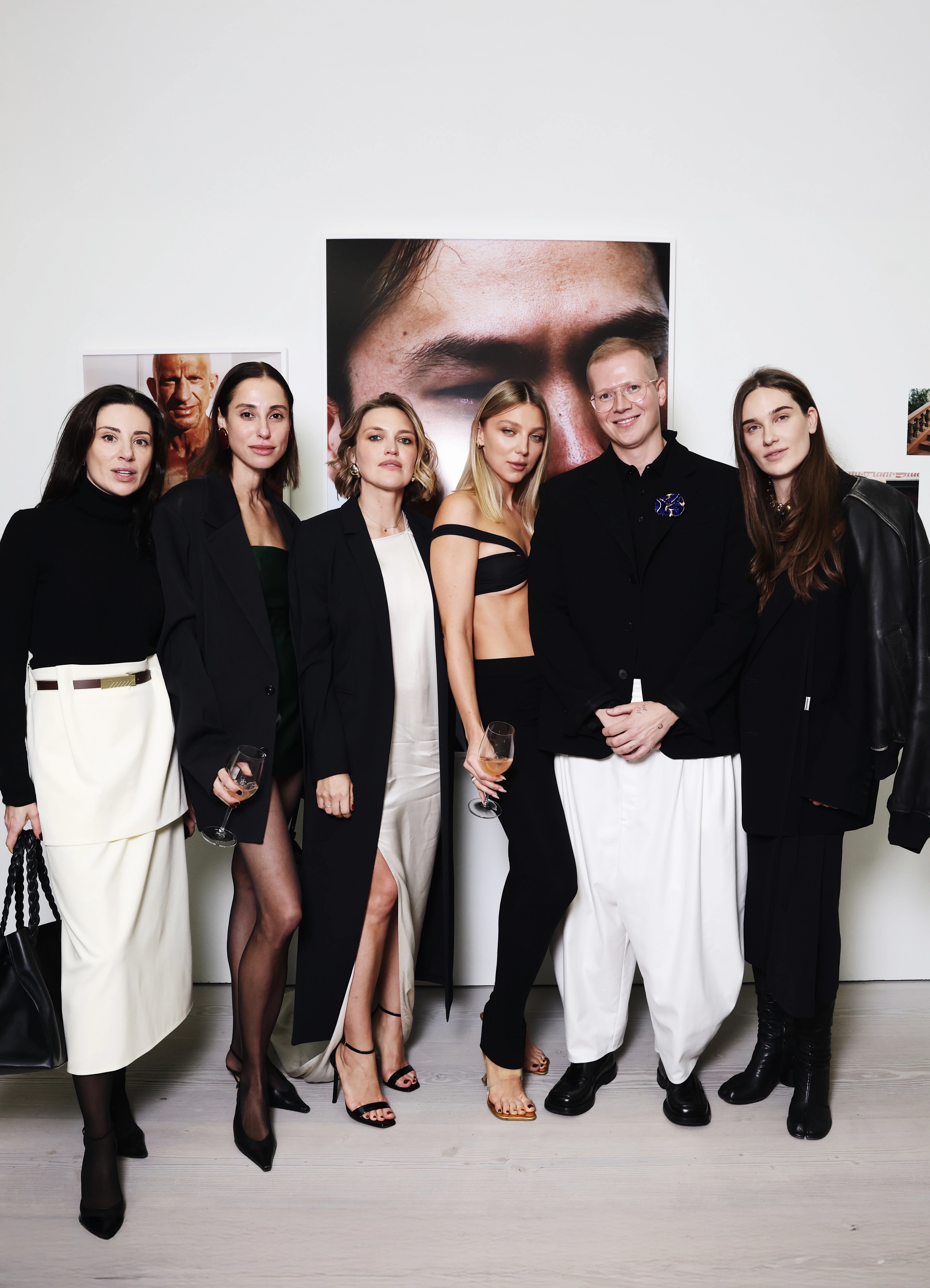 Світлана Бевза, Наталія Каменська, Мар'яна Шафро, Мері Фуртас, Веня Брикалін та Марта Бертман5