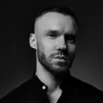 Дмитро Бєлов, творець “Адаптацій”, пояснює важливість видання воєнної літератури.