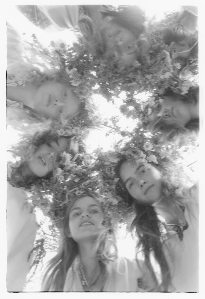 Краса Карпат, звільнення жінок та чуттєвість на виставці фотографій "Солоні роси" в Києві3