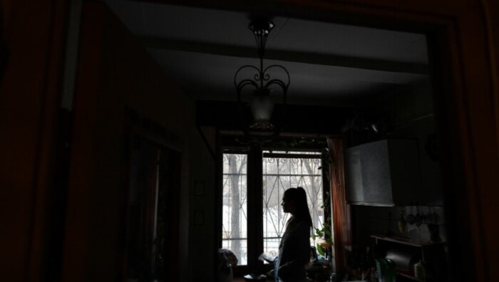 Тернопіль: Небайдужі шукають матір, що покинула немовля в під’їзді