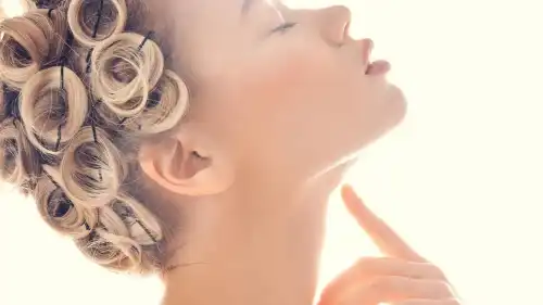 Невеликий трюк для стійкої зачіски без спрею.