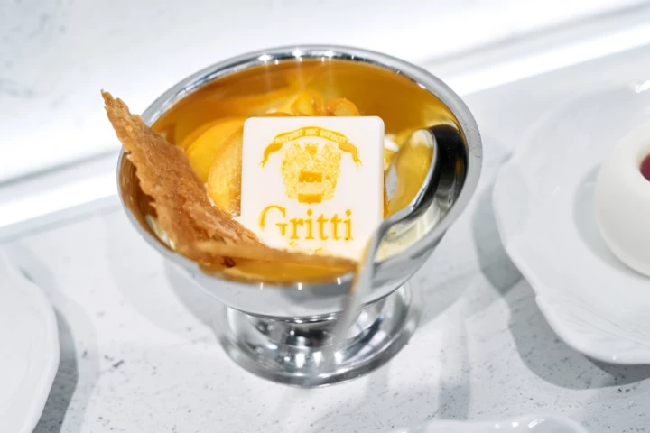 Нові парфуми з ванільним ароматом, що підкорюють з першого нюху8