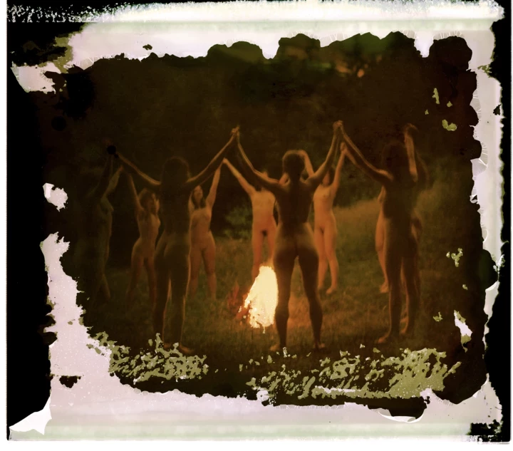 Краса Карпат, звільнення жінок та чуттєвість на виставці фотографій "Солоні роси" в Києві2