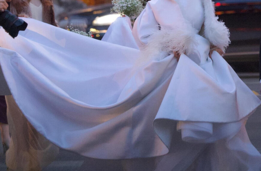 Мая Хоук, донька Ітана Гоука і Уми Турман, одружилася на&hellip;