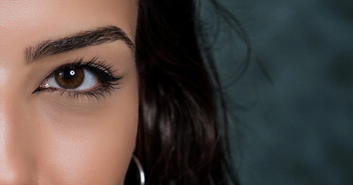 5 помилок із рідким підведенням та як навчитися малювати ідеальні стрілки