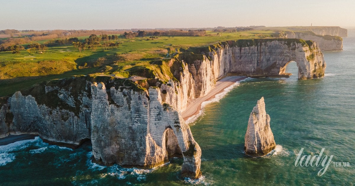 Скелі Етрета Скелі Етрета