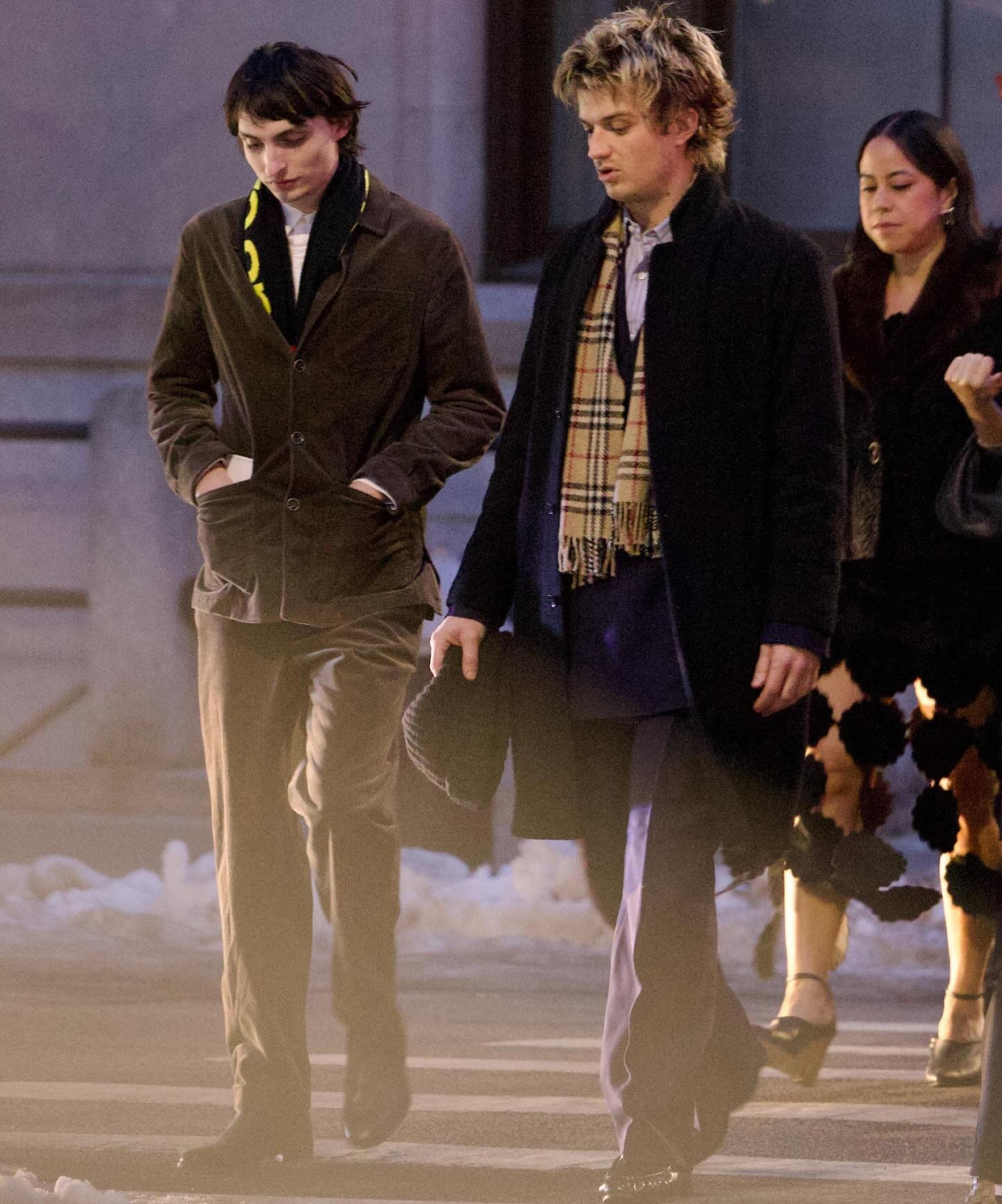 Мая Хоук, донька Ітана Гоука і Уми Турман, одружилася на камерній церемонії, куди були запрошені зірки серіалу "Дивні дива".7