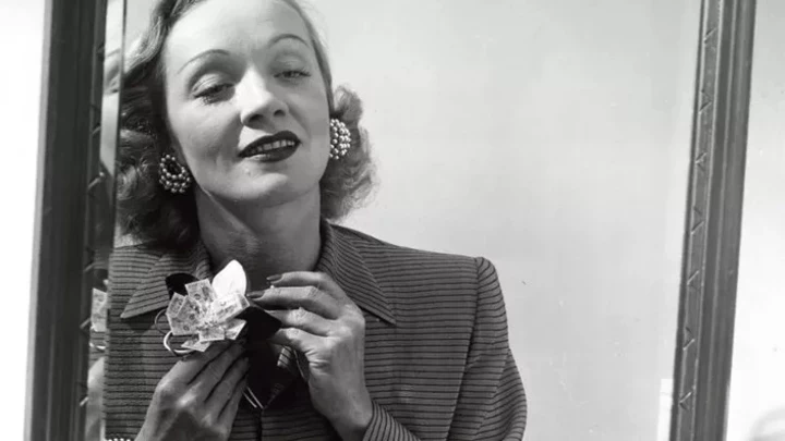 Книга для відпочинку: "Cartier: Неймовірна розповідь про династію, що збудувала ювелірну імперію"4