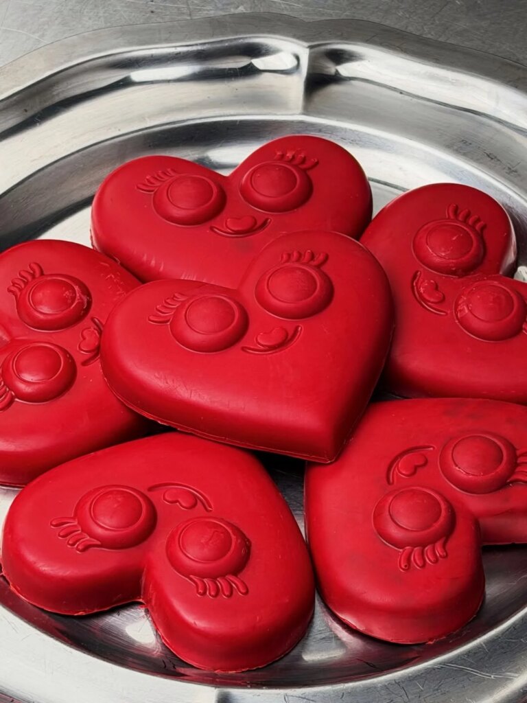 Смачні подарунки для себе та близьких на День святого Валентина 2026 7