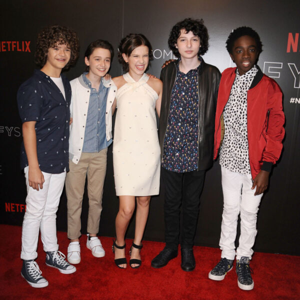 Як еволюціонували актори серіалу «Дивні дива» за десятиліття виробництва