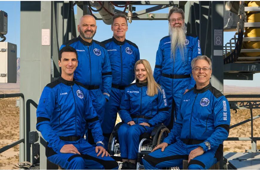 Blue Origin вперше підняла в космос астронавта на кріслі колісному
