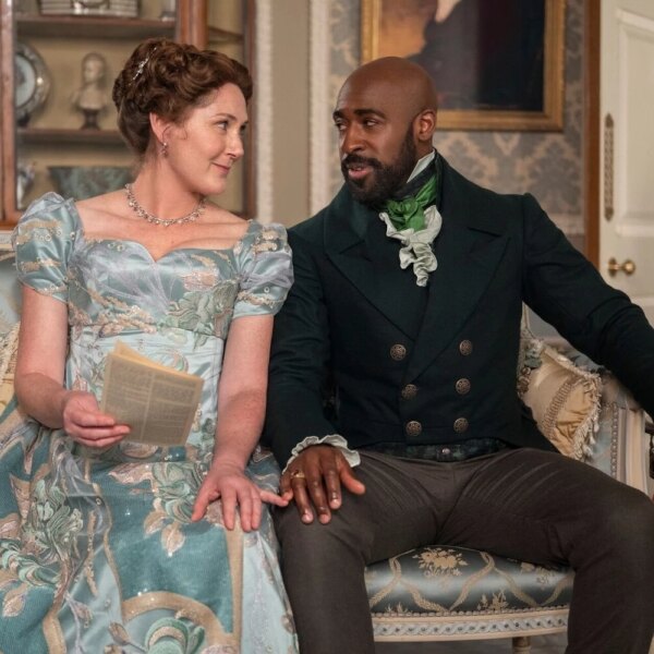 5 чудових серіалів для затишного перегляду з коханою людиною