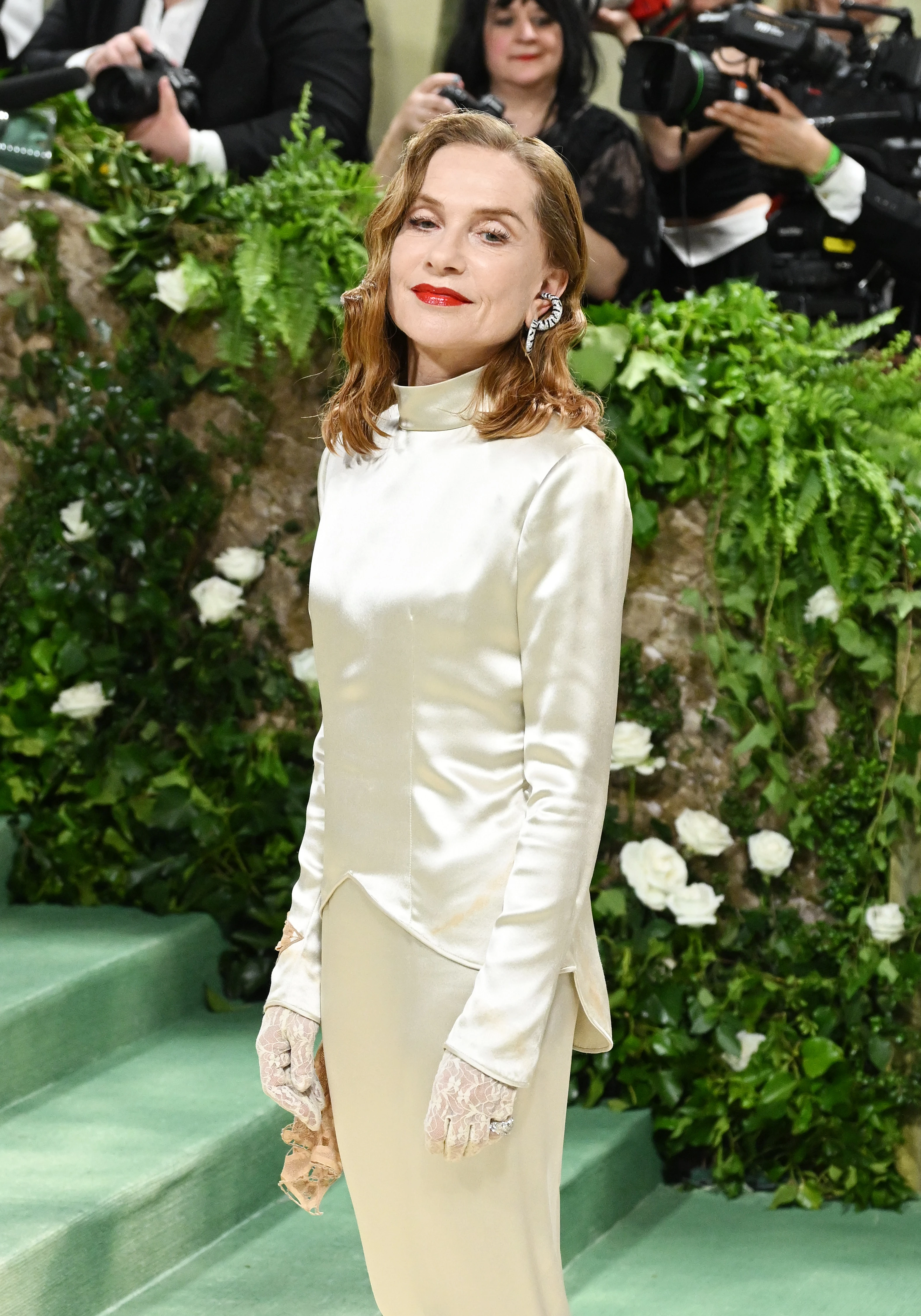 Ізабель Юппер, 7131