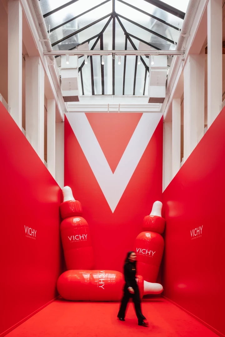 Чому світ одержимий довголіттям: репортаж з паризької клініки Vichy Longevity17