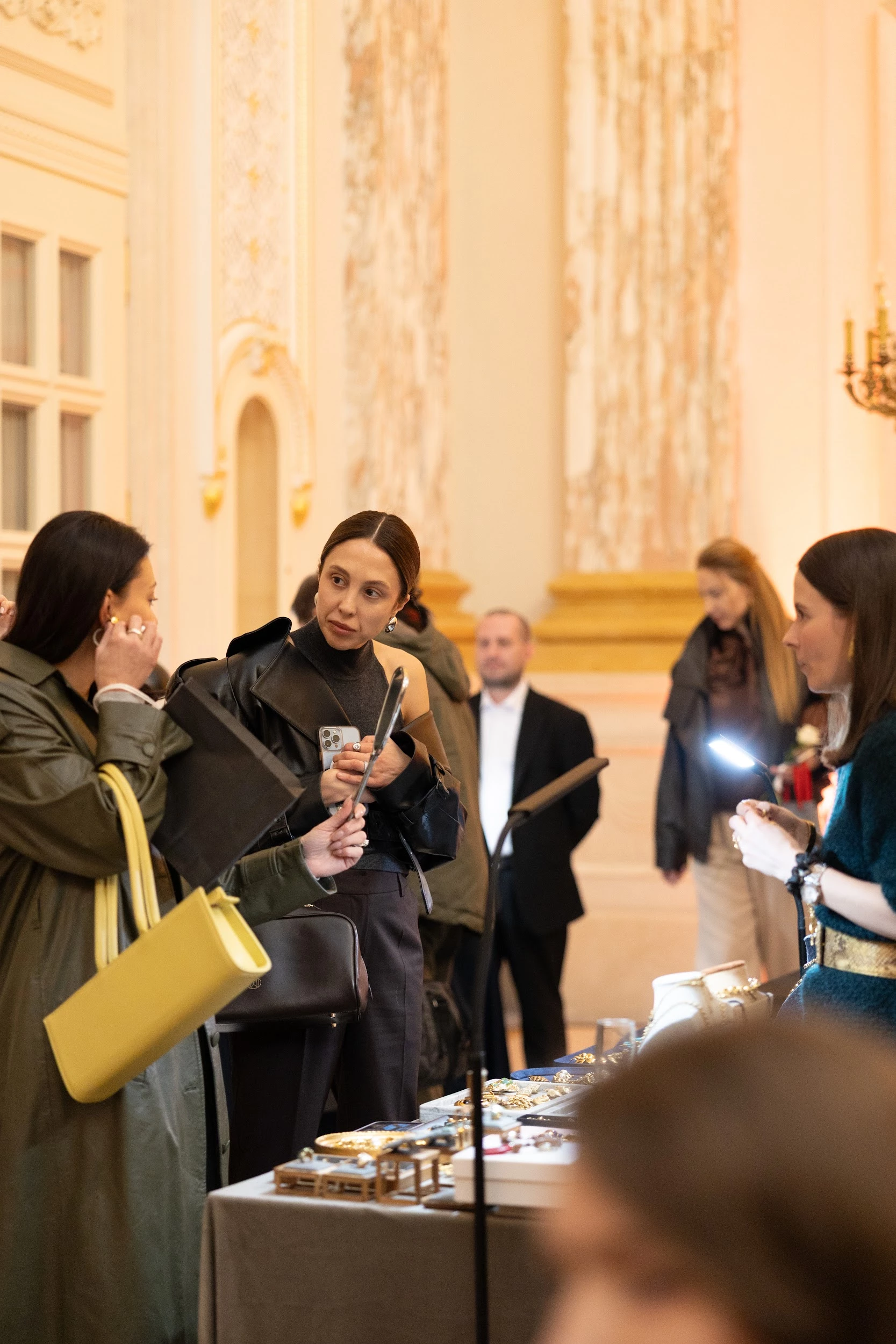 Як пройшов благодійний ярмарок від українських брендів Fairmont5