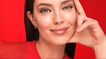 Емілі в Парижі: розмова з провідною моделлю Емілі Ді Донато,&hellip;