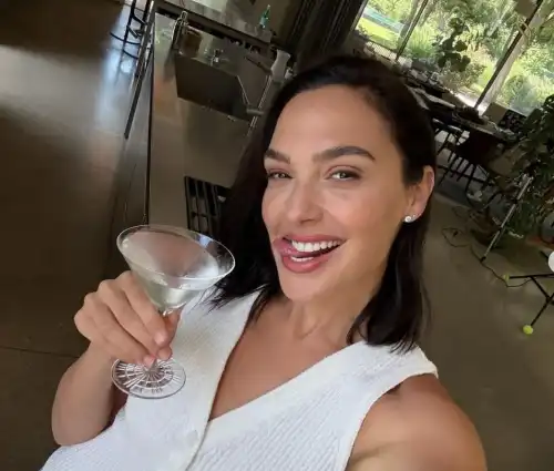 Галь Гадот, зірка “Диво-жінки”, приголомшила кардинальною зміною стилю