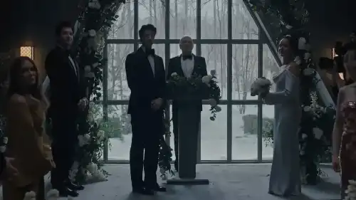 Новий атмосферний серіал жахів від творців “Дивних див” називається “Скоро…