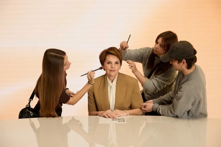 Олена Фроляк, журналістка та представниця бренду L'Oréal Paris Вік Експерт, розповідає про стійкість, зрілість, улюблену косметику та літературу4