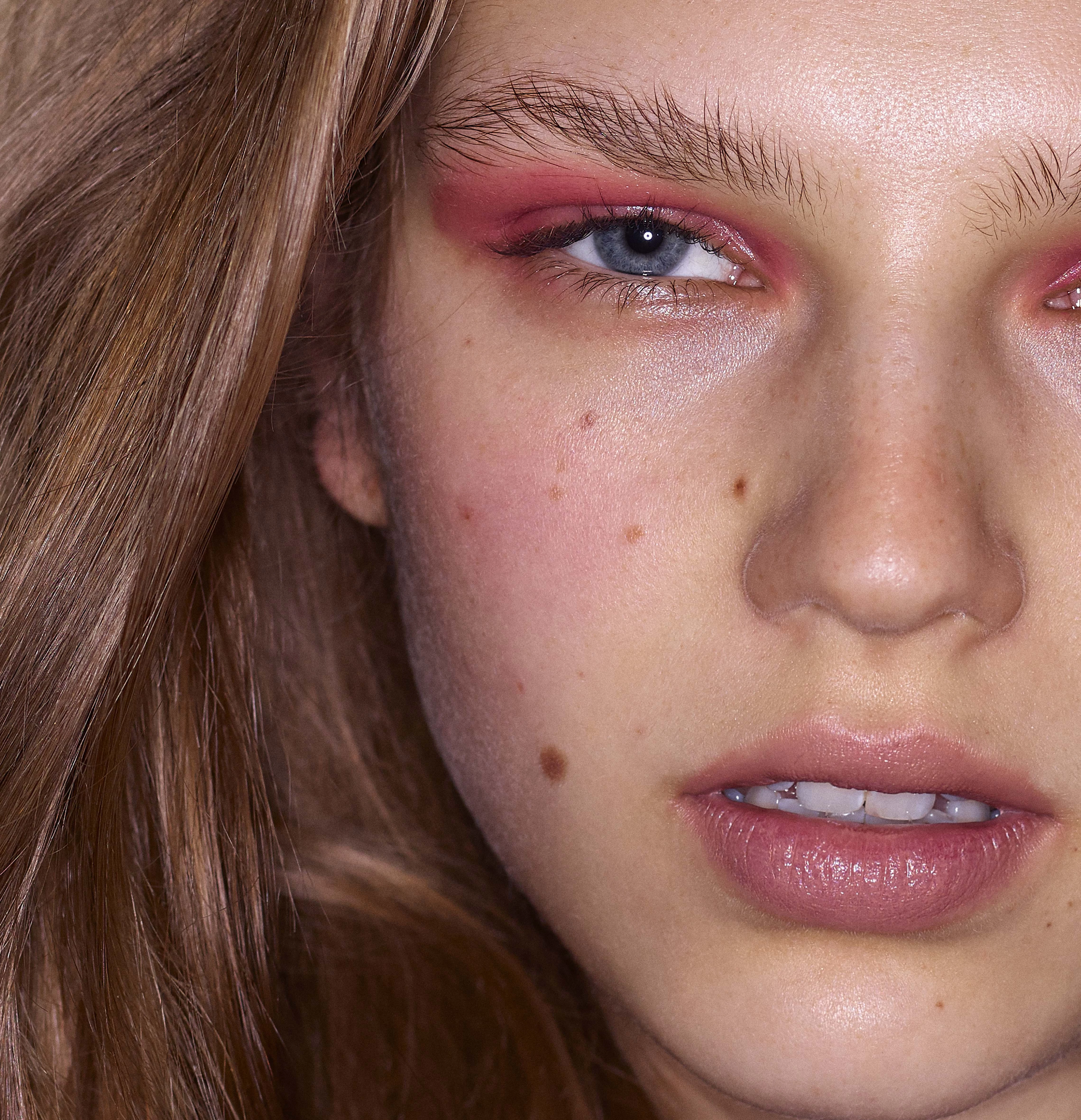 Вранці чи ввечері: коли краще мити голову0