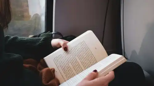 4 хіти сучасності, що занурять вас у світ книг: чудові…