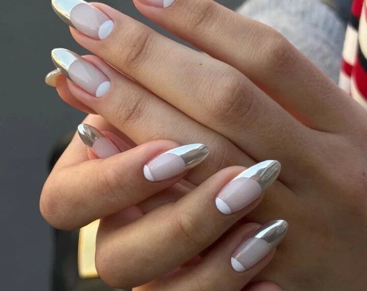 Хромований подвійний френч – провідний тренд у манікюрі 2026 року