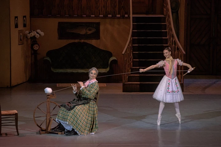 6 театральних новинок, які варто відвідати до кінця квітня3