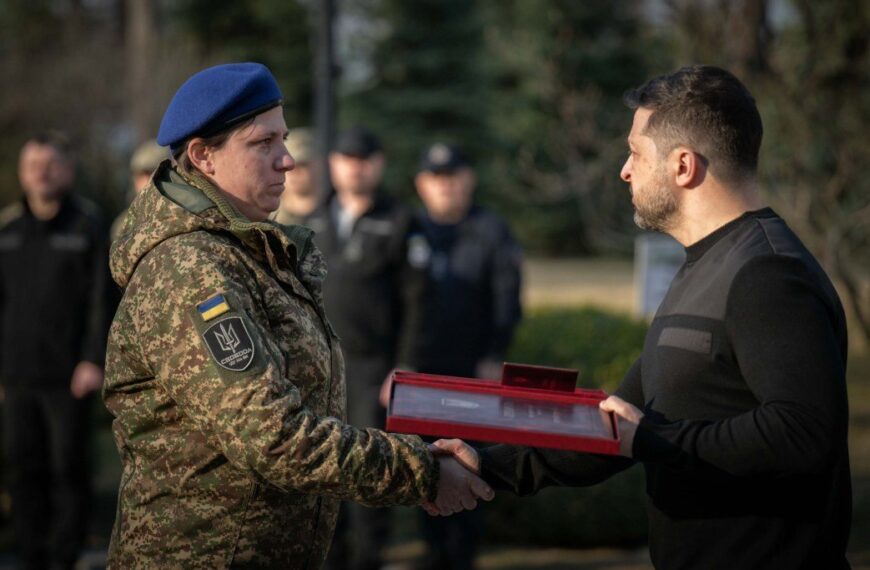 Олександра Давиденко: Подвиг, відзначений найвищою державною нагородою