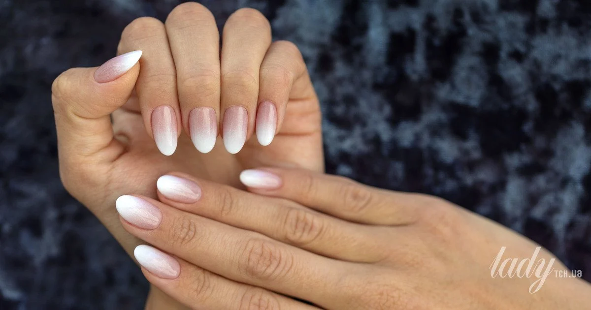 Манікюр, який візуально подовжує короткі нігті