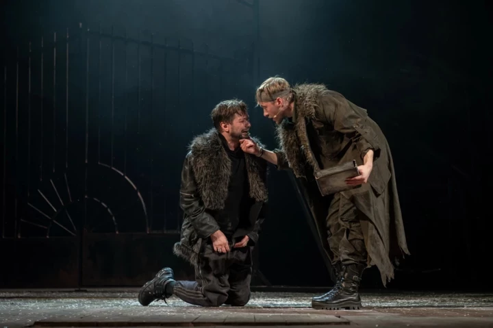 6 театральних постановок за українськими романами, які варто відвідати цього…