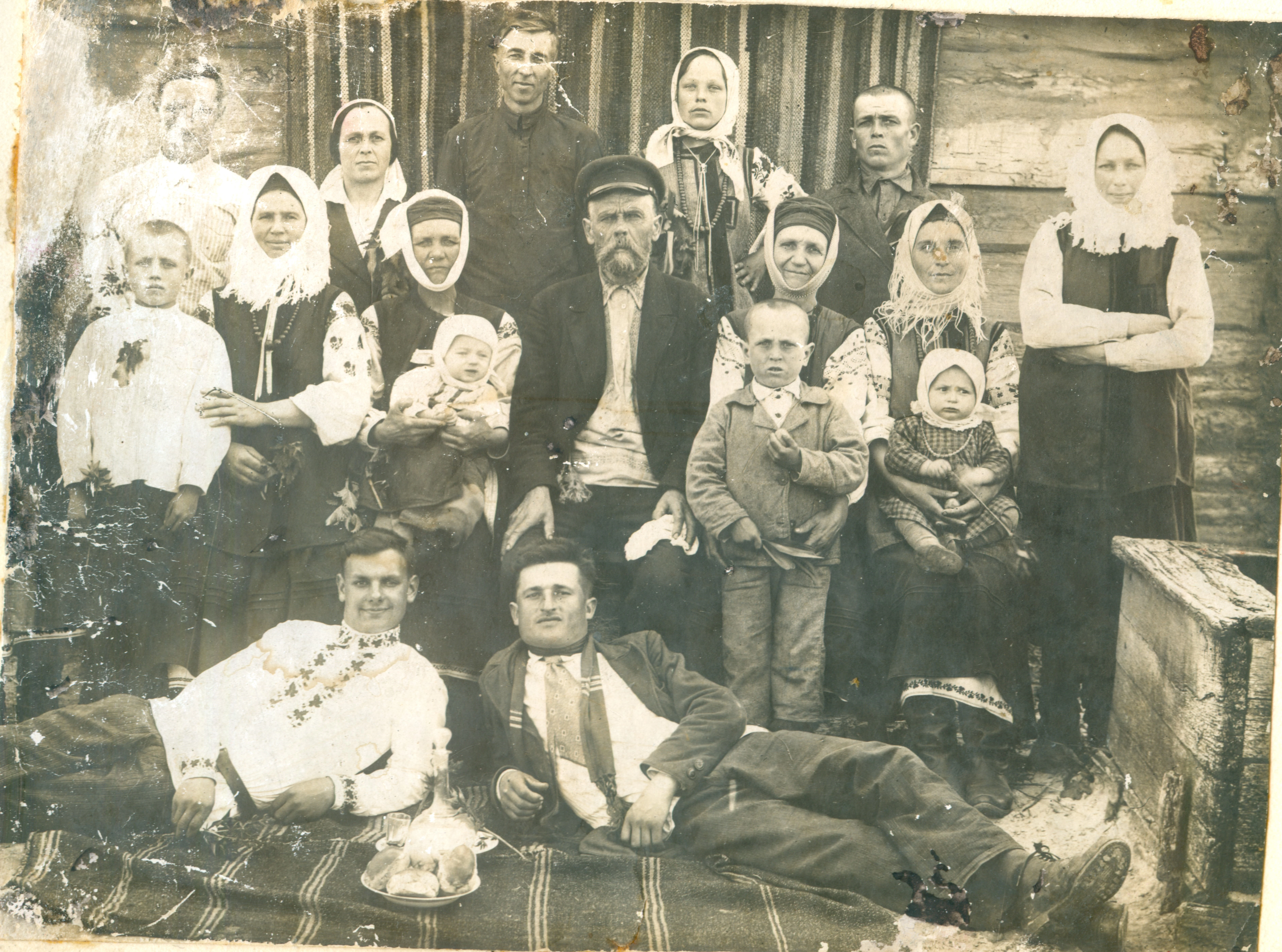 Великодні світлини з українських архівів: неповторні знімки3