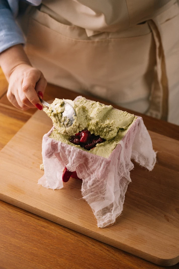 Сирна паска без випікання: великодній рецепт із вражаючим ефектом14