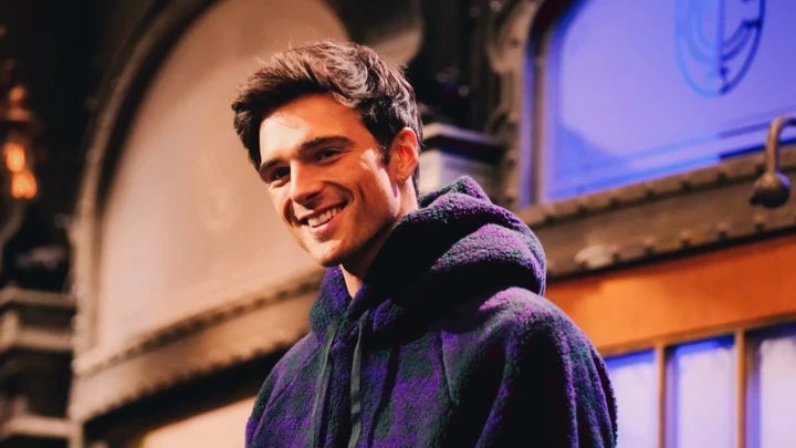 Нові обличчя та неочікувані повороти сюжету: повний огляд третього сезону "Ейфорії"3