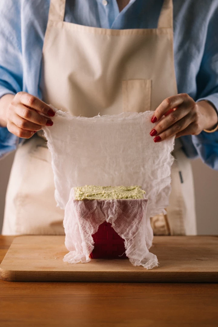 Сирна паска без випікання: великодній рецепт із вражаючим ефектом15